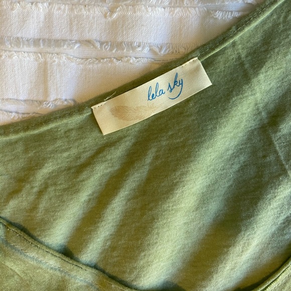 Lela Sky Light Green Tee - Picture 4 of 4